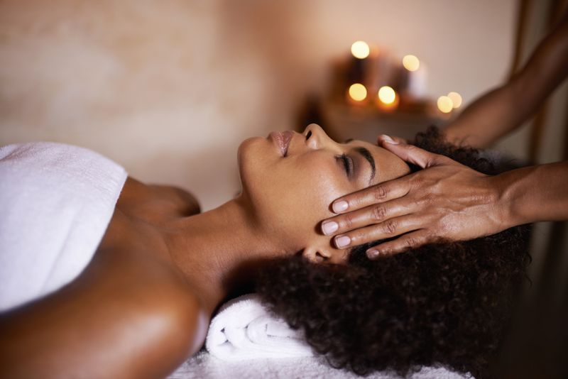 Hot Rock Massage: 12 Advantages